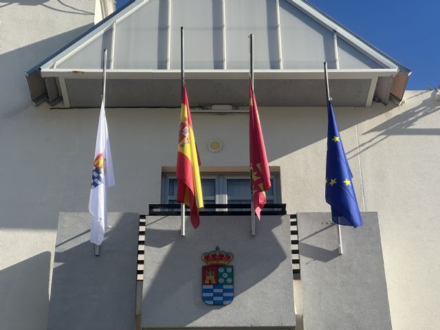 El Ayuntamiento de Molina de Segura se suma al luto oficial por el fallecimiento de José Ballesta, alcalde de Murcia - 2, Foto 2