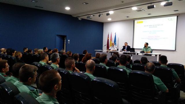 La Delegación del Gobierno forma a un centenar de agentes en valoración policial de riesgo para casos de violencia de género - 3, Foto 3