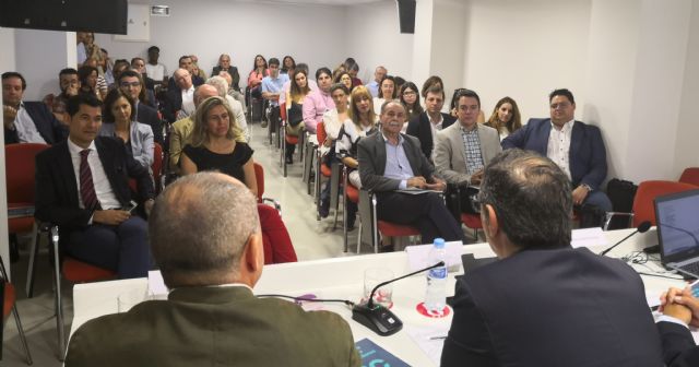 La Cátedra de RSC de la UMU presenta el estudio sobre percepciones de RSC de los consumidores de la Región de Murcia - 2, Foto 2
