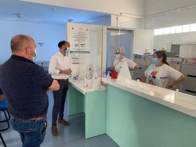 Lorca continúa adaptando los consultorios médicos de acuerdo a las indicaciones que marca la Consejería de Salud para permitir su reapertura - 1, Foto 1