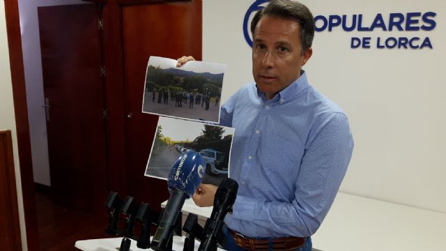 El PP denuncia que el PSOE de Diego José Mateos tiene a más guardias civiles vigilando el chalet de superlujo de Pablo Iglesias que los que destina a proteger todo el término municipal de Lorca - 1, Foto 1
