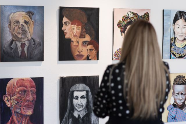 La Universidad de Murcia expone una muestra de retratos realizados por estudiantes de Bellas Artes - 2, Foto 2