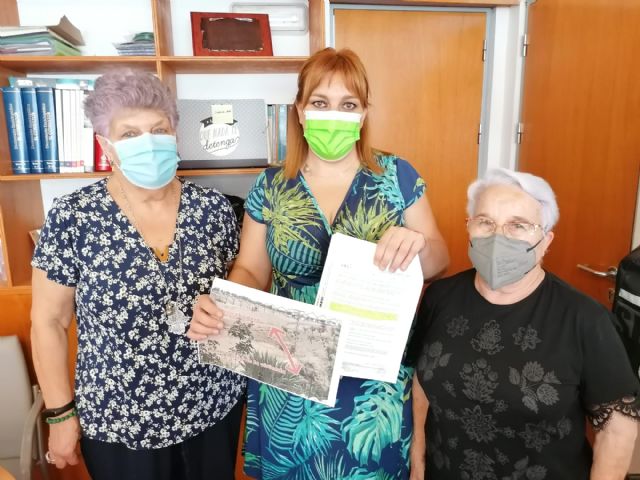 IU-Verdes Lorca denuncia que la CHS está autorizando pozos para abastecer a macrogranjas en zonas donde no está garantizada ni el agua de boca - 1, Foto 1