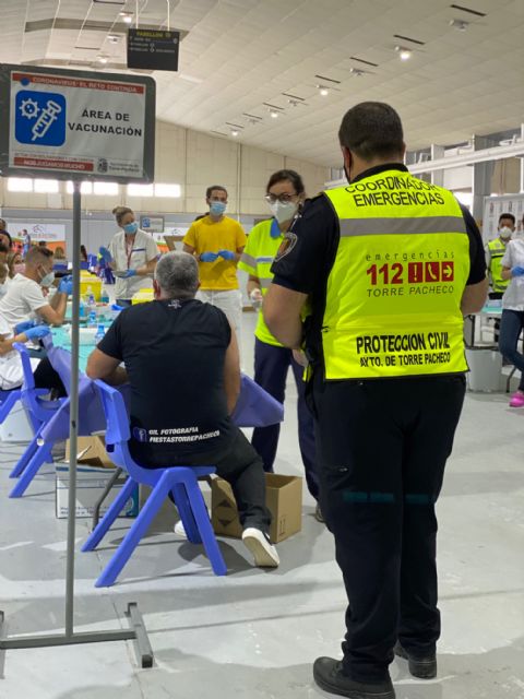 2.335 vecinos del municipio de Torre Pacheco, de 40 a 49 años, reciben su vacuna contra la COVID-19 - 1, Foto 1