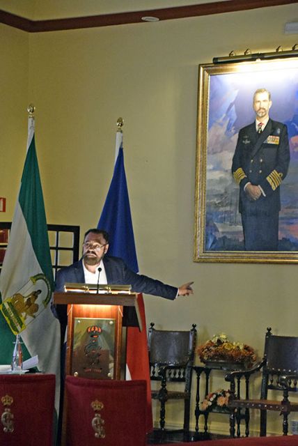 El Capitán José Fernández-Díaz pronunció una conferencia titulada Magallanes. Un hombre del Imperio - 4, Foto 4