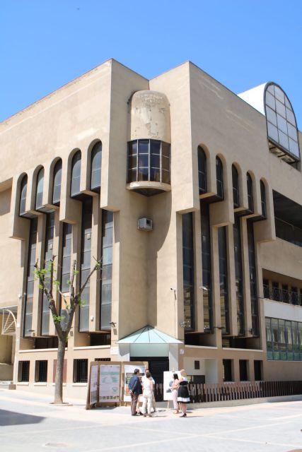 La Comunidad subvenciona el jardín vertical del edificio Cazadores de Yecla para la mejora de su envolvente y la biodiversidad - 3, Foto 3