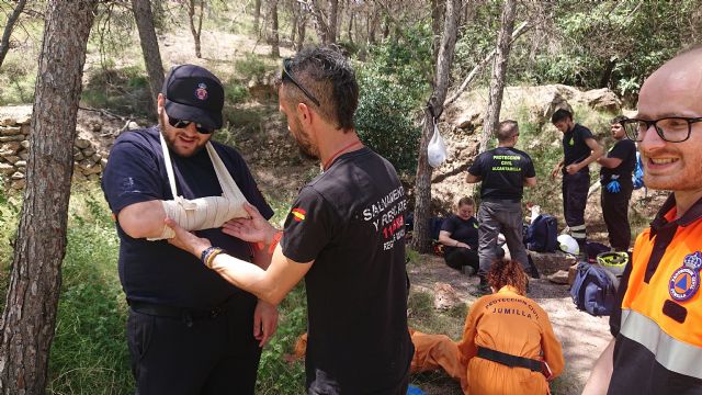La Agrupación de Voluntarios Protección Civil de Jumilla realiza un curso de rescate en montaña - 3, Foto 3