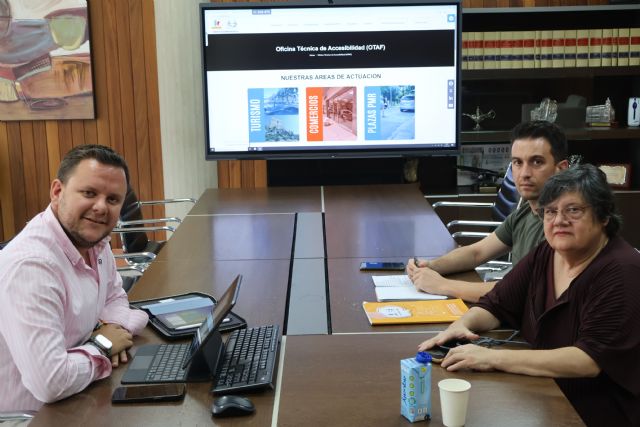 FAMDIF y el Ayuntamiento refuerzan su compromiso con la accesibilidad - 1, Foto 1