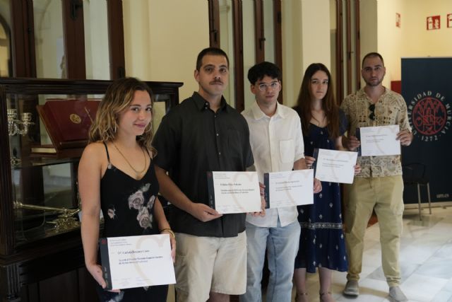 José María Remesal y María Luisa Cerdá, ganadores de los premios Eloy Sánchez Rosillo y Mariano Baquero de la Universidad de Murcia - 1, Foto 1