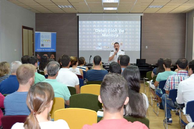 Cuando uno sabe que no le están creyendo actúa como si mintiese - 1, Foto 1