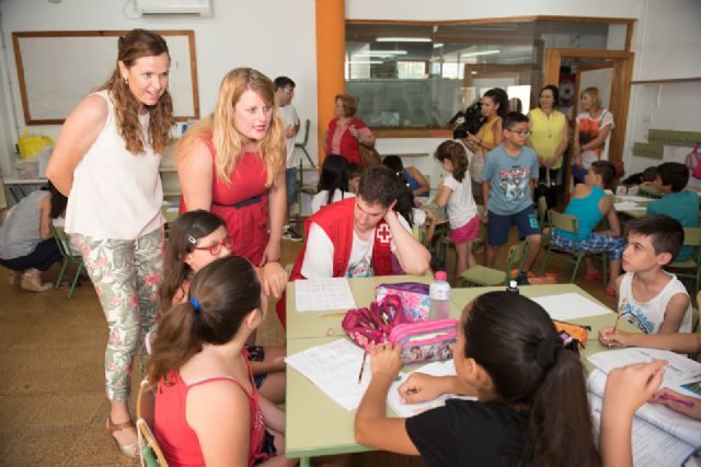 60 niños asisten a las Escuelas de Verano de la Cañadica y Bahía, Foto 1