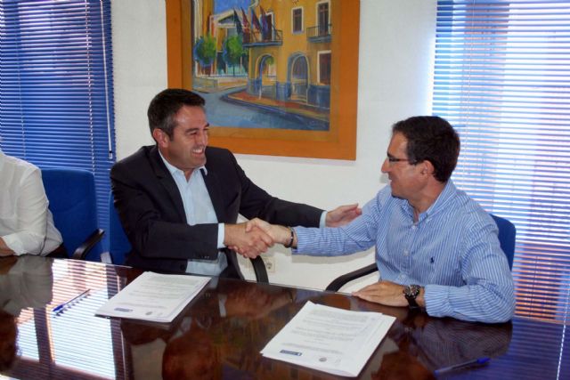 El alcalde y el director de concesiones de HIDROGEA en la Región firman un Convenio de Colaboración - 3, Foto 3