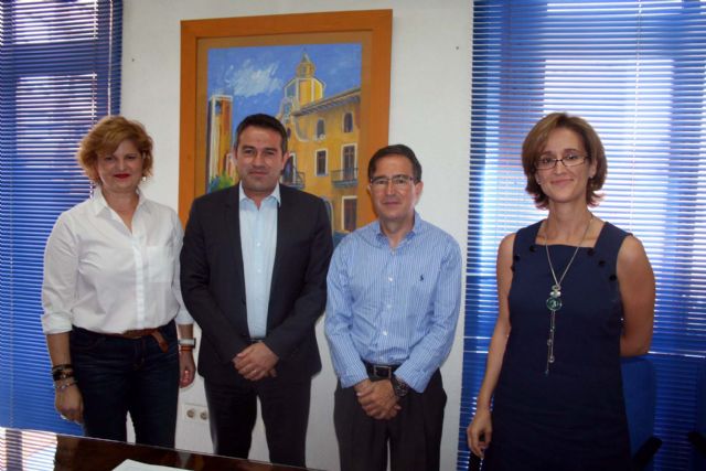El alcalde y el director de concesiones de HIDROGEA en la Región firman un Convenio de Colaboración - 4, Foto 4