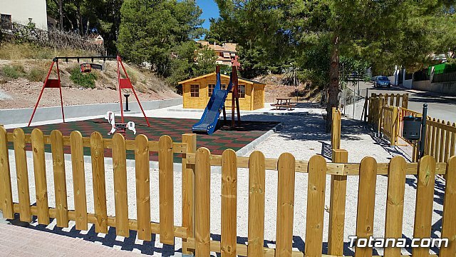 Finalizan las obras del área de juegos infantiles en la urbanización La Charca - 2, Foto 2