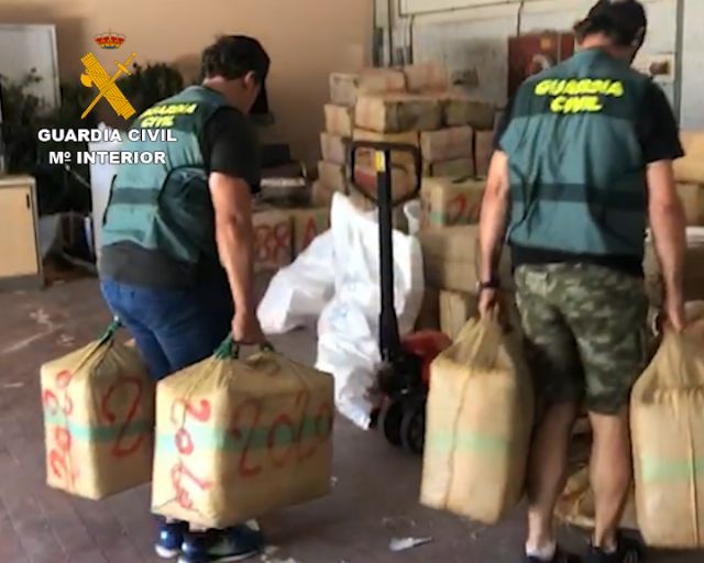 33 detenidos en dos operaciones antidroga de la Guardia Civil en Almería, Murcia y Castellón - 1, Foto 1