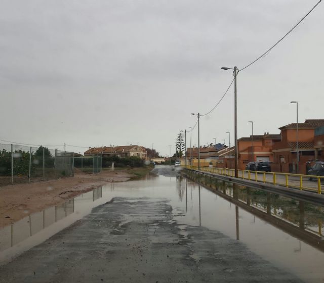 MC promueve en Pozo Estrecho la limpieza de solares y mejoras en zonas verdes y vía pública - 5, Foto 5