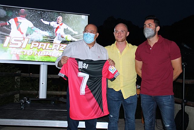 El Ayuntamiento de Cieza rinde homenaje a Isi Palazón Camacho - 1, Foto 1