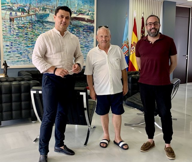 El Ayuntamiento renueva su convenio de colaboración con la asociación Amigos del Belén - 1, Foto 1