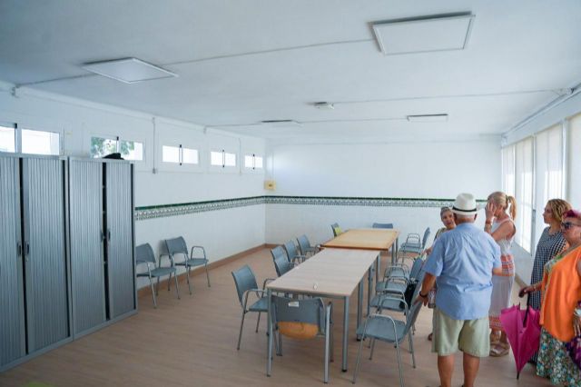 Lorca transforma unas instalaciones sin uso en el primer local para mayores de Almendricos - 2, Foto 2