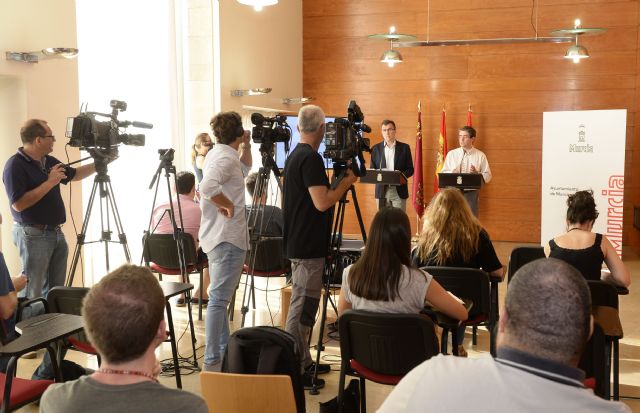 Una inyección de más de 300.000 euros para impulsar la contratación de personas en paro y el empleo estable en Murcia - 2, Foto 2