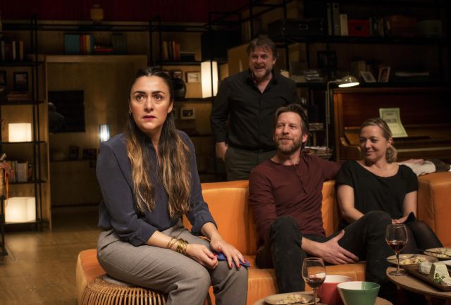 Espectáculo:    Los vecinos de arriba autor y direcotr: Cesc Gay. Reparto: Candela Peña, Pilar Castro, Xavi Mira y Andrew Tarbet - 1, Foto 1