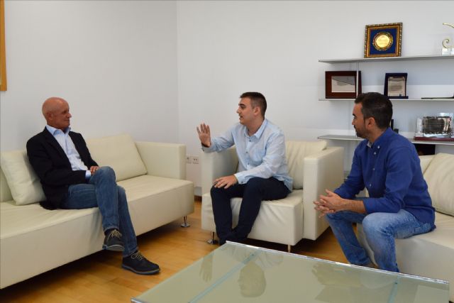 El torreño Manuel García, cuarto en el Mundial Universitario de debate celebrado en Guatemala - 3, Foto 3