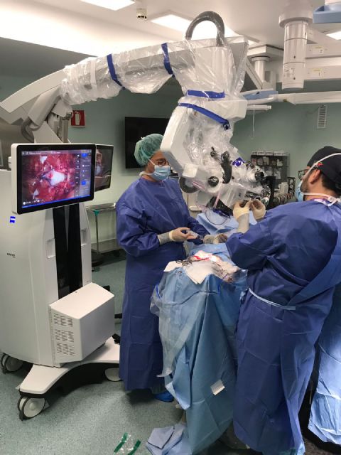 La Arrixaca incorpora un nuevo microscopio quirúrgico que permitirá duplicar el número de intervenciones de Neurocirugía - 2, Foto 2