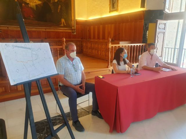 El Ayuntamiento de Caravaca se reúne con vendedores del mercado - 3, Foto 3