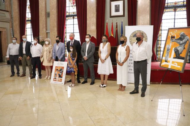 Un cartel con fondo anaranjado retrata la fiesta de Moros y Cristianos a través de la alegría, el optimismo, la vitalidad y la templanza - 1, Foto 1