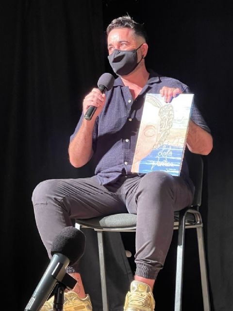 Victoria Nieto y Pedro Casanova presentan su libro Lola Ventosa - 3, Foto 3