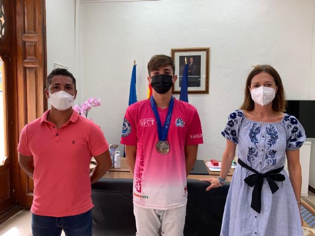 Éxito de Ángel Ruíz Oliver en el Campeonato de España Junior Absoluto de Verano de Natación - 1, Foto 1