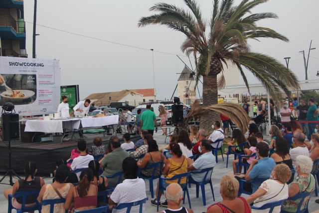 Tomás Écija y Cundi Sánchez revisaron los sabores del Mar Menor en su showcooking Sal y Salazón - 1, Foto 1