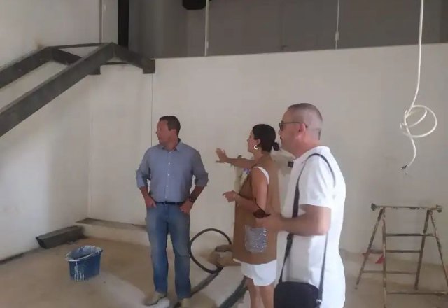 Avanzan las obras de remodelación y mejora en la nueva Oficina de Turismo de Mula - 1, Foto 1