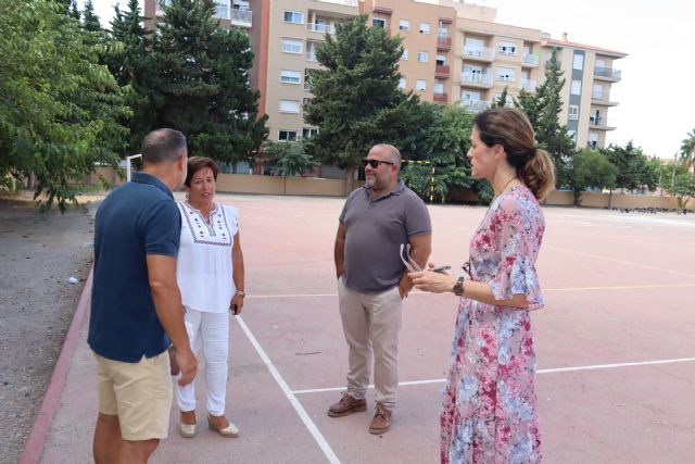 El Ayuntamiento destina más de 100.000 euros a la puesta a punto de los colegios de la localidad - 2, Foto 2