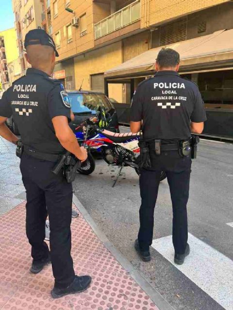 La Policía Local de Caravaca ha intensificado este verano los controles  a motocicletas para hacer cumplir la normativa y minimizar las molestias vecinales - 1, Foto 1