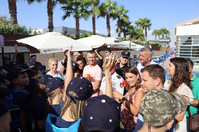 La Policía Nacional facilita que un grupo de niños ucranianos pasen sus vacaciones en San Pedro del Pinatar - 3, Foto 3