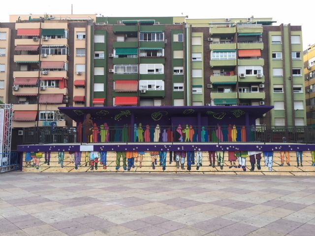 El Alcalde de Molina de Segura acaba con las pinturas y murales Estrellas en Conserva de la Plaza de España - 2, Foto 2