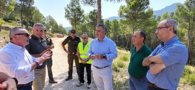 Medio Ambiente inicia las obras de restauración de 81 kilómetros de caminos forestales en Moratalla - 2, Foto 2