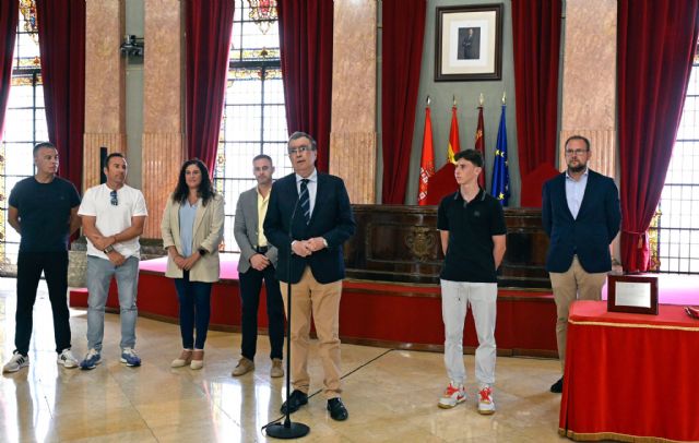 El Ayuntamiento de Murcia reconoce la trayectoria de Máximo Quiles, el joven piloto murciano que brilla en el Mundial de Moto3 - 1, Foto 1