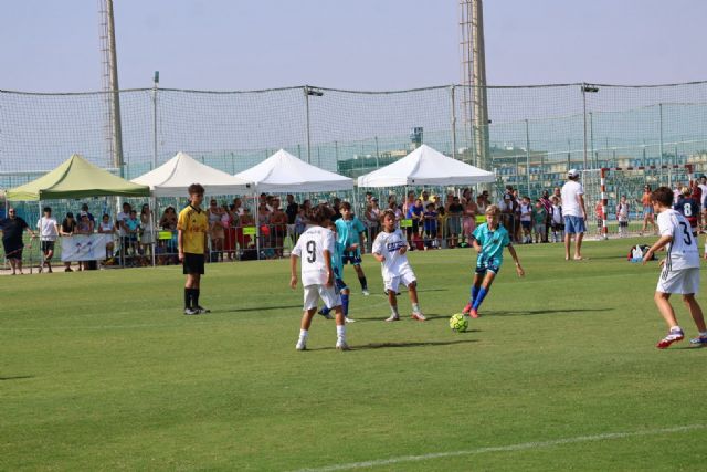 Más de 300 niños participan en en el torneo de futbol 5 “Mojon Cup 2025” - 4, Foto 4