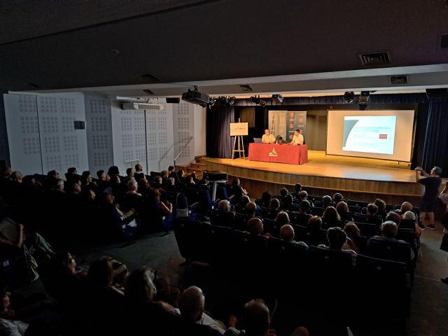 El economista Miguel Sebastián analiza la realidad internacional en Mirando al Mar - 2, Foto 2