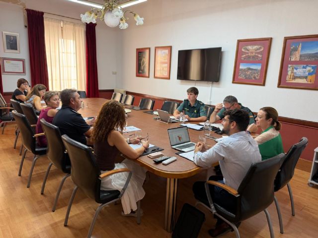 Jumilla refuerza la coordinaci�n policial de cara a una Feria y Fiestas Patronales con m�s medios y seguridad