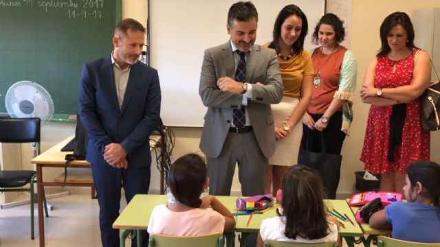 Alumnos y alumnas de Educación Infantil y Primaria de Torre-Pacheco empiezan el curso escolar - 1, Foto 1