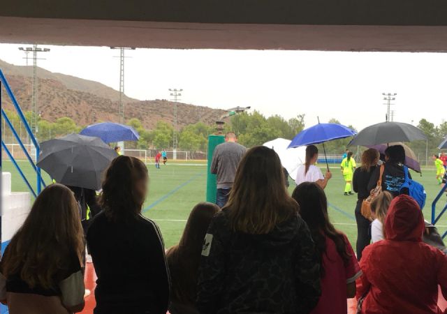 Mateos vuelve a solicitar la instalación de una cubierta sobre las gradas del Mundial 82 - 2, Foto 2