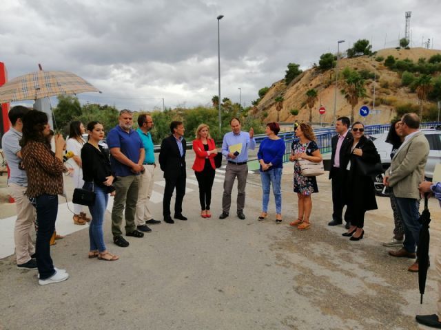 El Ayuntamiento de Molina de Segura invierte 115.000 euros en la mejora de la accesibilidad peatonal al Centro ASTRADE desde la Avenida del Chorrico - 4, Foto 4