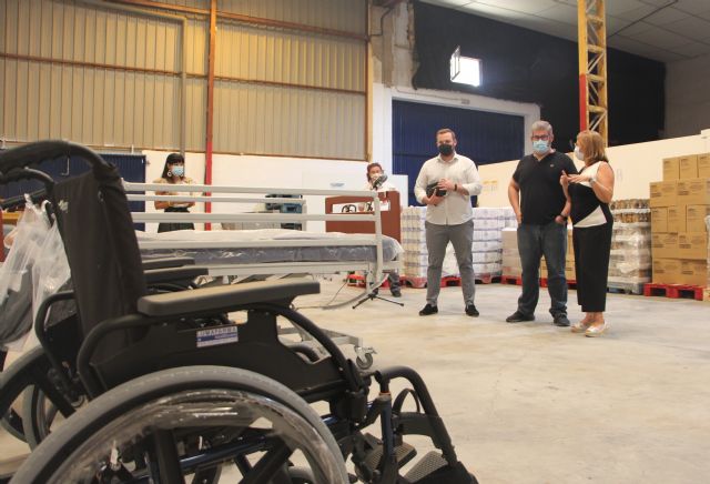 El Ayuntamiento subvenciona la ampliación de nuevo material del banco ortoprotésico de Cruz Roja - 2, Foto 2