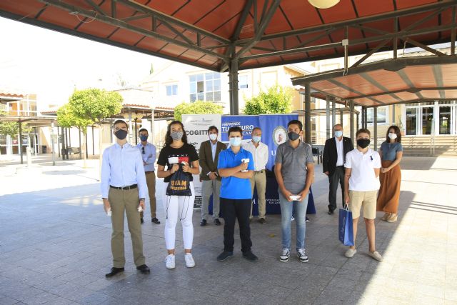 Teleco de la UCAM entrega los premios de su 'Con-Curso' juvenil contra la COVID 19 - 1, Foto 1