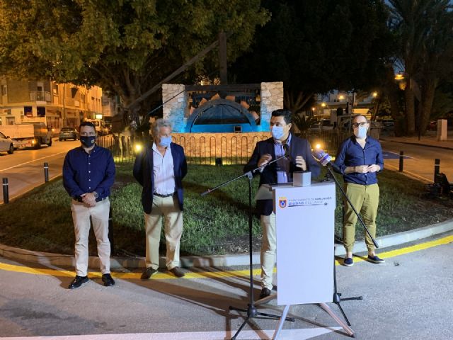 La noria que extraía agua en la finca que dio origen a Santiago de la Ribera se expone en un jardín de la localidad tras su restauración - 2, Foto 2