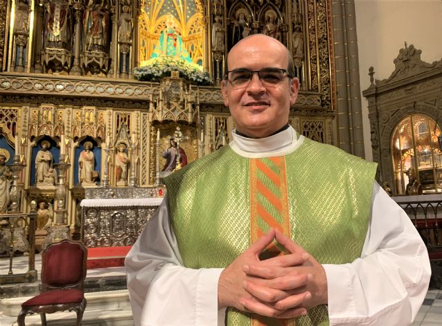 “No dejamos de asombrarnos por la respuesta de devoción a la Virgen de la Fuensanta”, Juan Tudela, deán de la catedral - 1, Foto 1