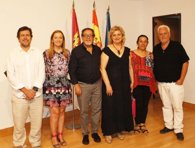 En Valdepe&ntilde;as De almas, ditirambos y heridas fue mucho más que la presentación de un libro - 2, Foto 2